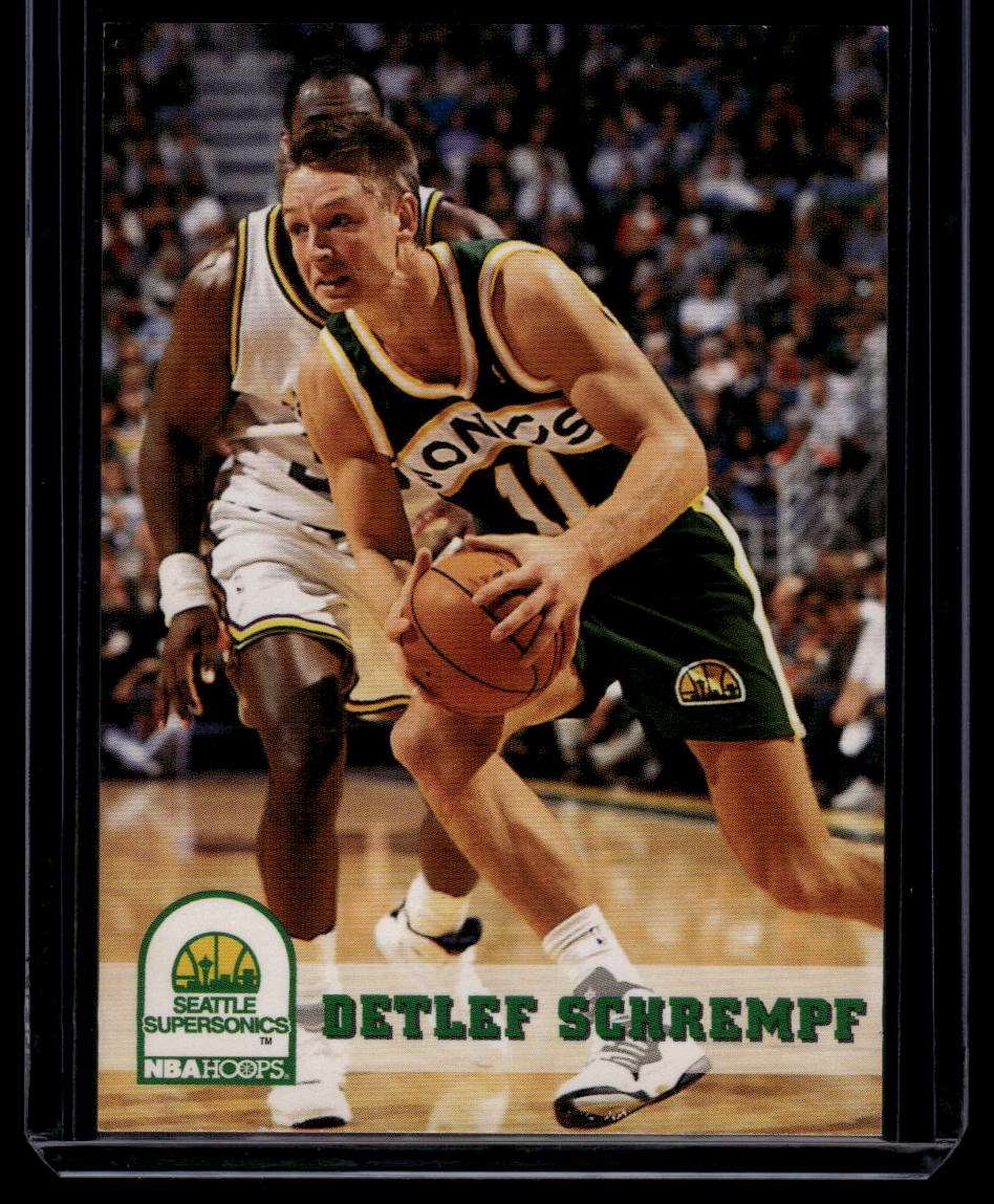 1993-94 Hoops #411 Detlef Schrempf