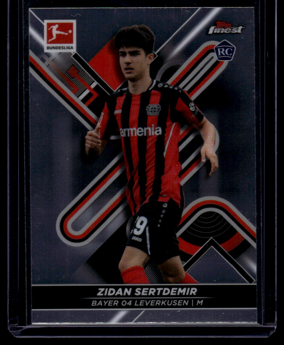 2021-22 Topps Finest Bundesliga #100 Zidan Sertdemir