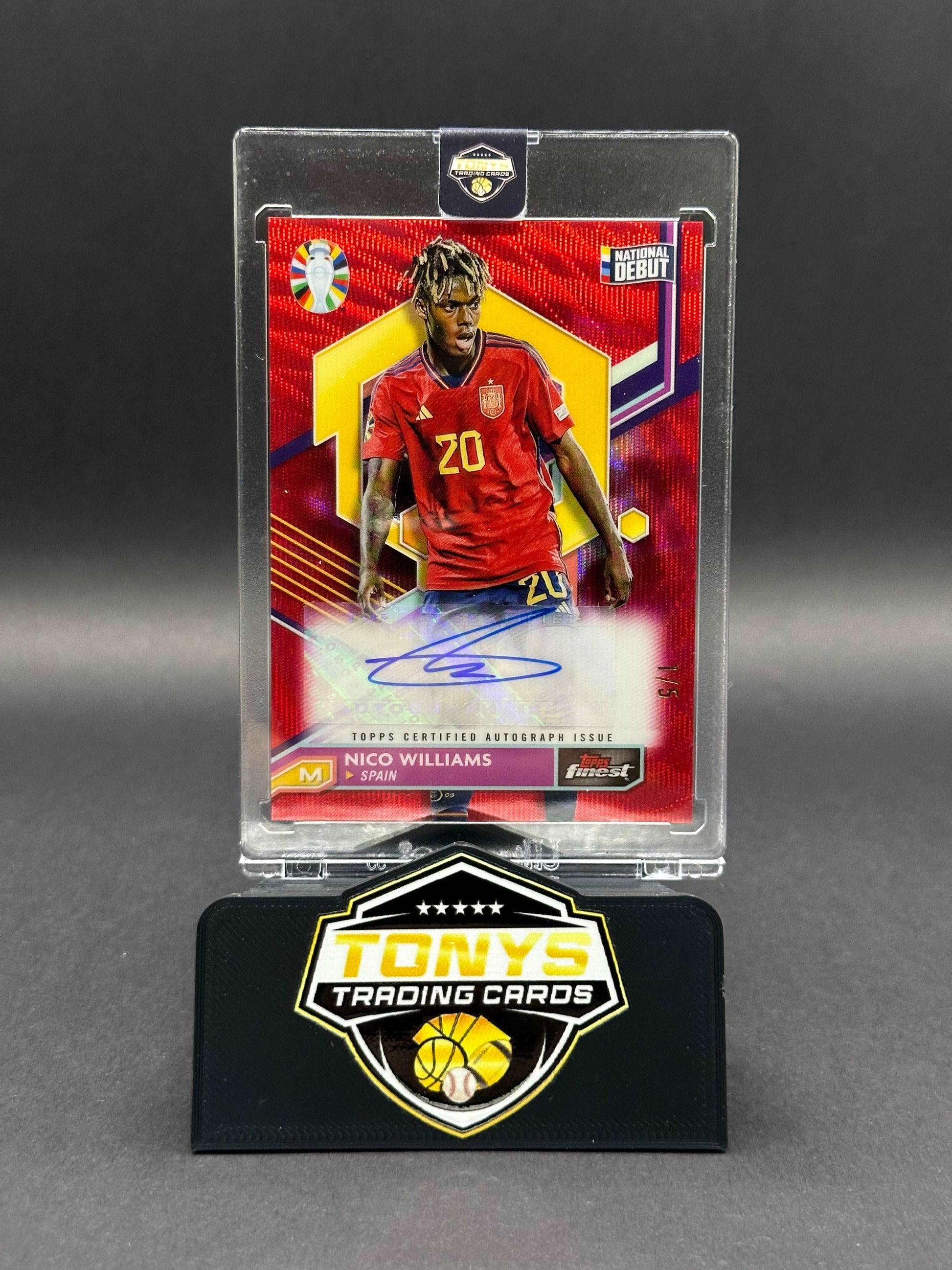 2023 Topps Finest Road to UEFA Euro 2024 - Autographs #BCA-NW Nico Williams #1/5